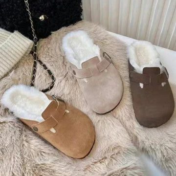 Louise | Chic Sabots Mules Femme Suède Doublés Fourrure et Bride Ajustable