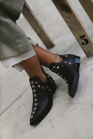 Jade | Chic Bottines Cloutées Œillets Femme à Échancrure Cheville
