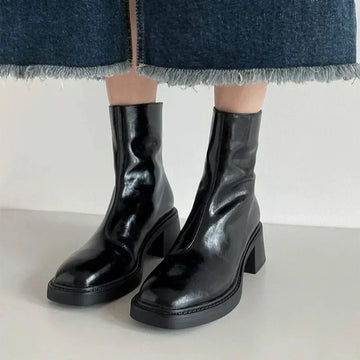 Elora | Bottines à talon bloc à bout carré en vernis pour femmes