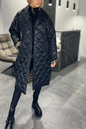Sienna | Chic Manteau Long Réversible Femme Matelassage Losanges et Doublure Léopard