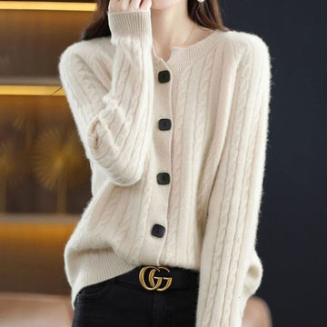Maeve | Chic Cardigan Maille Torsadée Femme Col Rond Boutonné