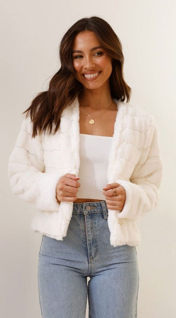 Mia | Femme Veste Courte Fausse Fourrure Effet Matelassé Coupe Ouverte